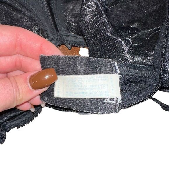 Vintage WOW Black Underwire Lace Bra 916 | Size 36C - Picture 4 of 4